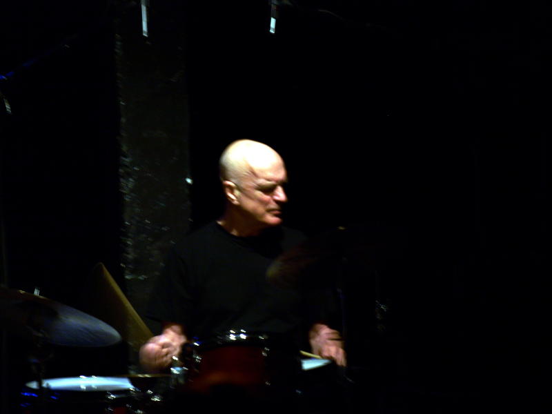 ../_images/20100526214928-jazzsession_i_blaa.jpg