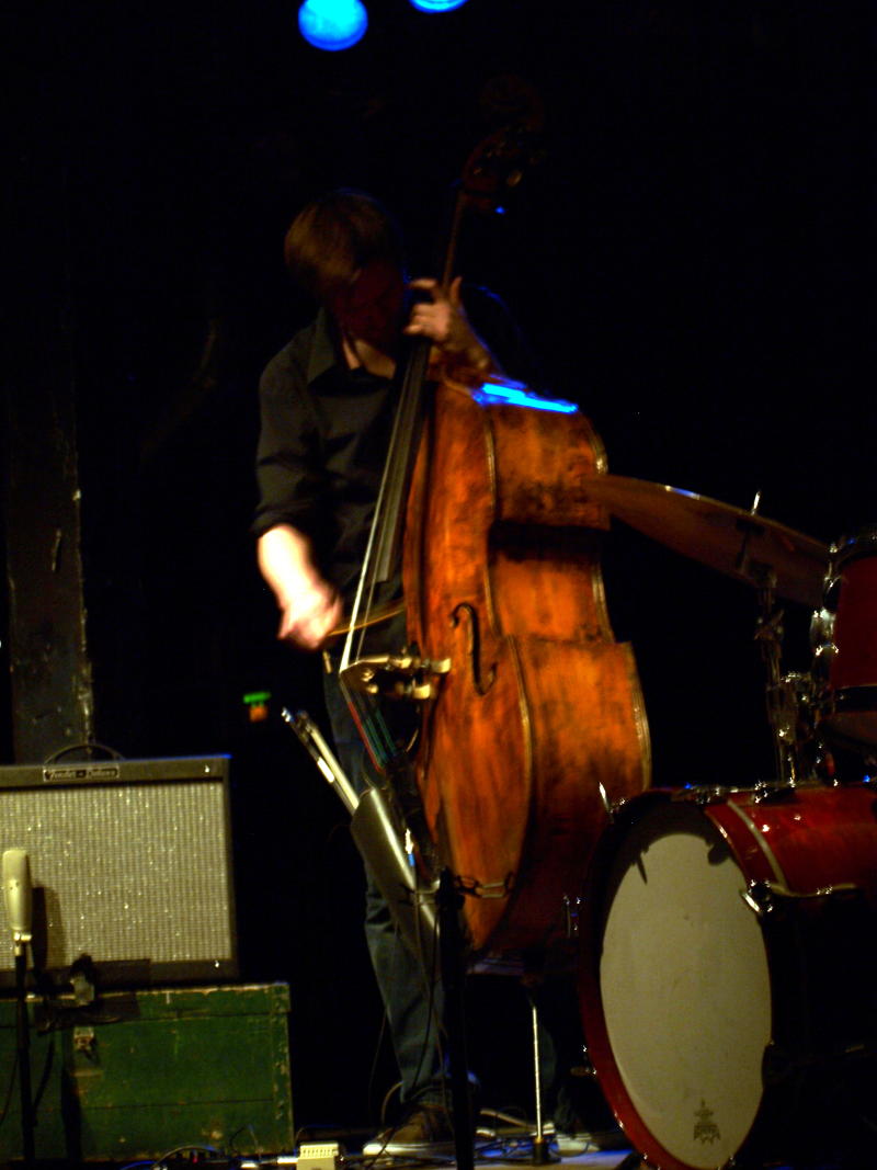 ../_images/20100526222507-jazzsession_i_blaa.jpg