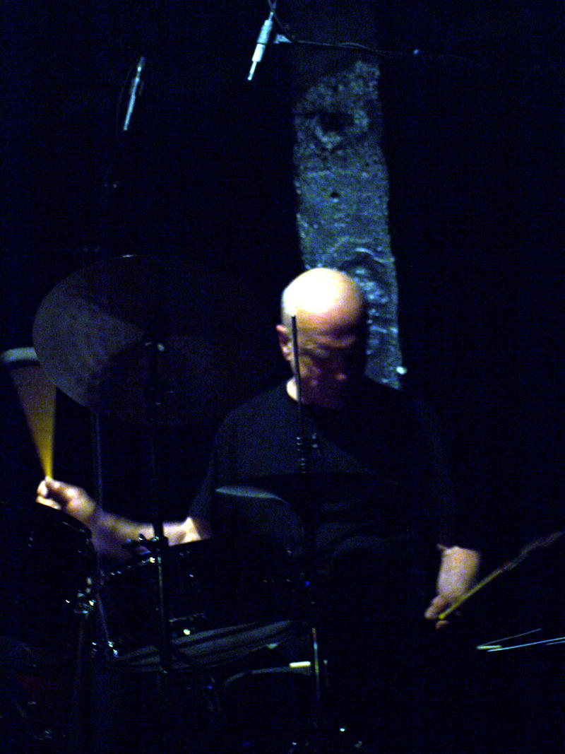 ../_images/20100526223020-jazzsession_i_blaa.jpg