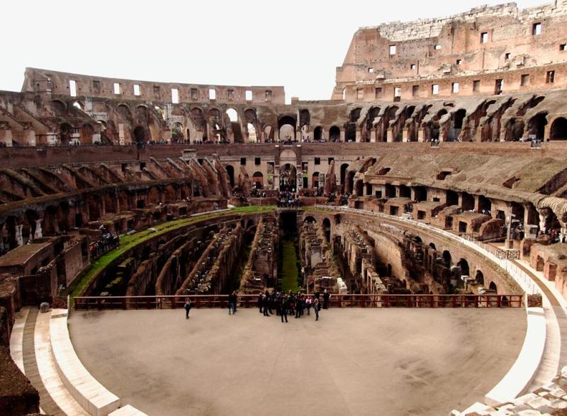../_images/20101113142502-ferietur_i_roma.jpg