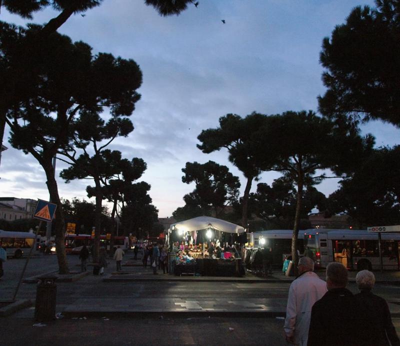 ../_images/20101113170626-ferietur_i_roma.jpg