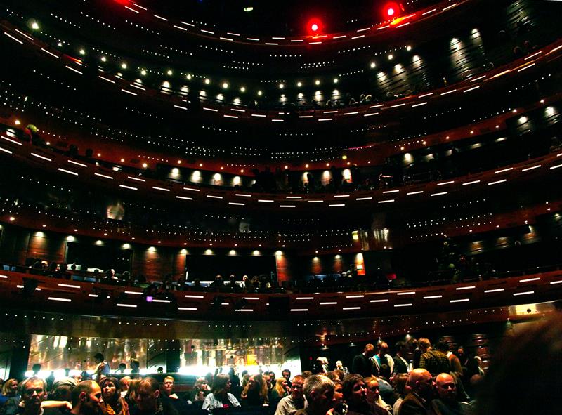 ../_images/20101128204436-konsert_mew.jpg