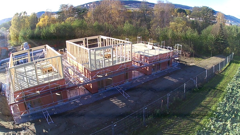The house under construction.