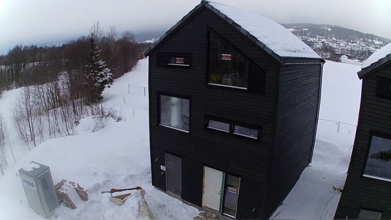 The house under construction.