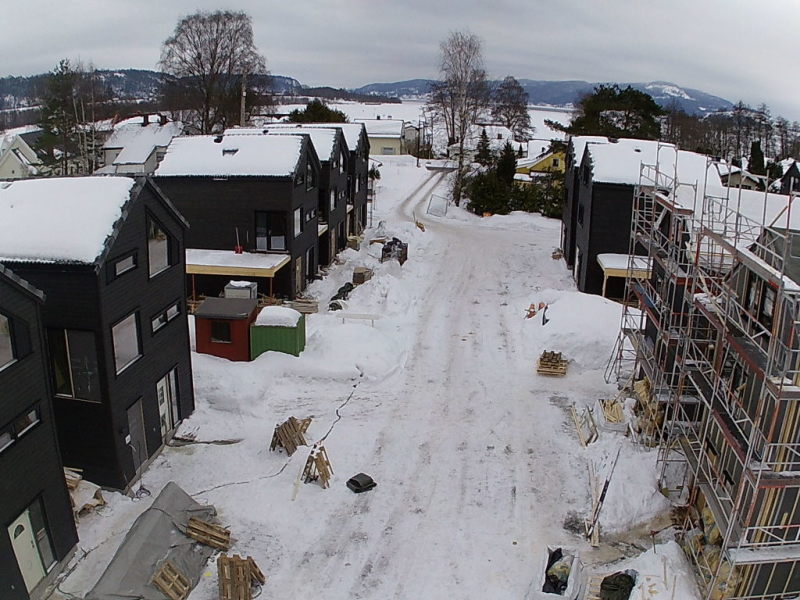 The house under construction.