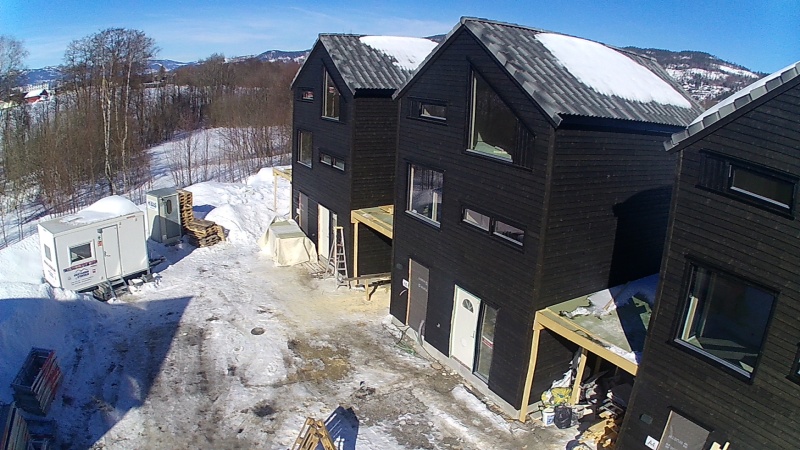 The house under construction.