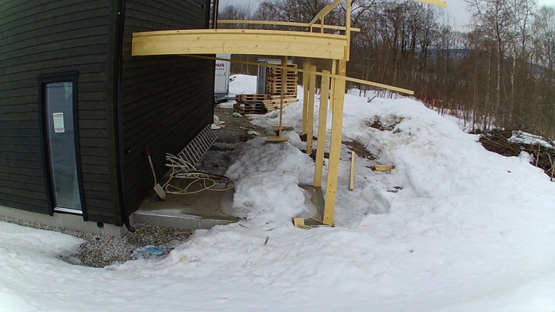 The house under construction.