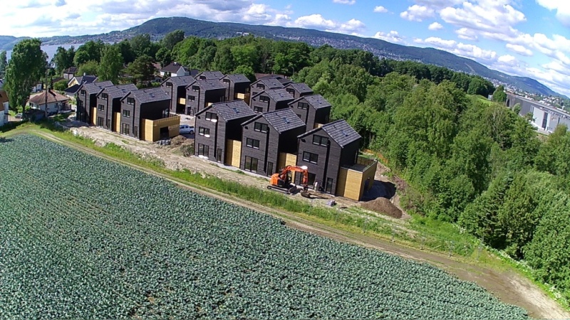 The house under construction