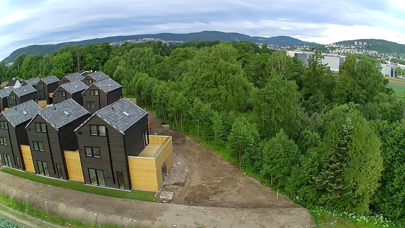 The house under construction