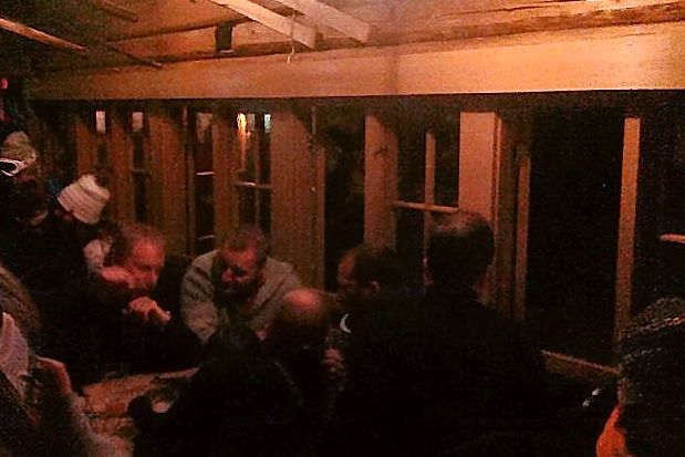 ../_images/29100130-afterski03.jpg