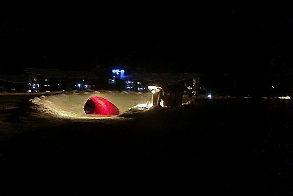../_images/29100130-afterski07.jpg