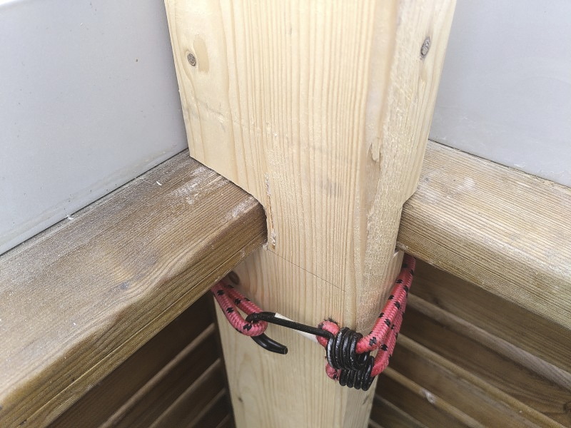 Corner connection