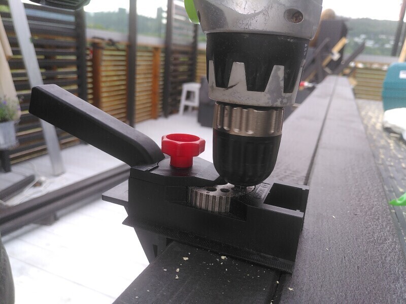 Vertical drilling