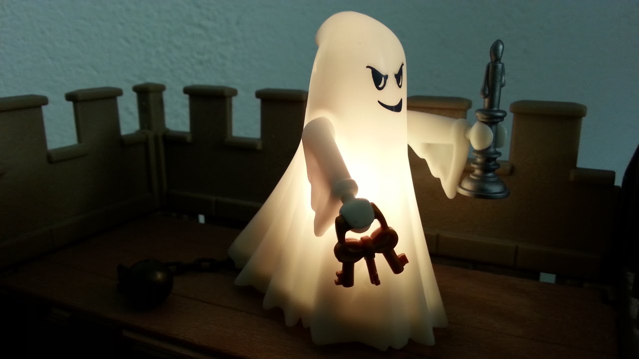 ../_images/playmobil_ghost_new.jpg